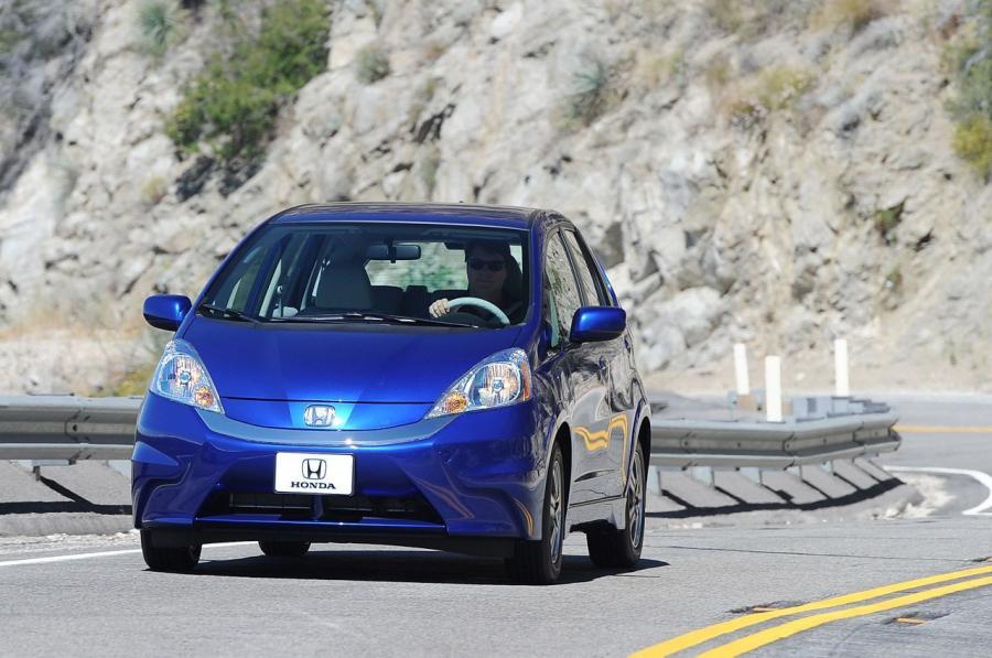  Honda Fit EV 2013 года  (фото 12 из 64)